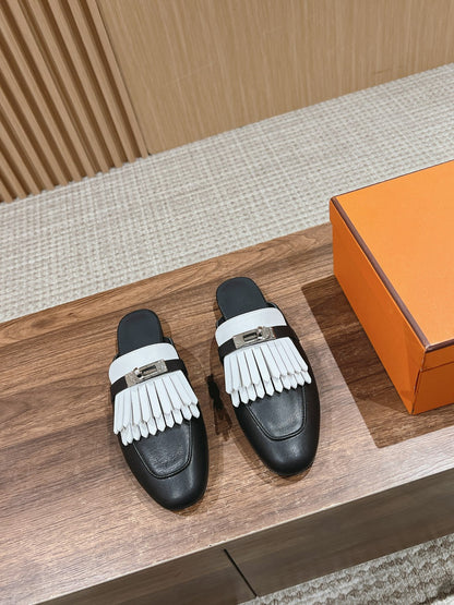 0Z Mule Fringed Black/White