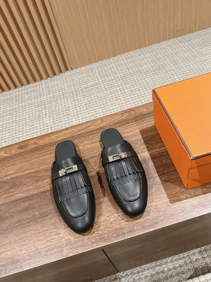 0Z Mule Fringed Black