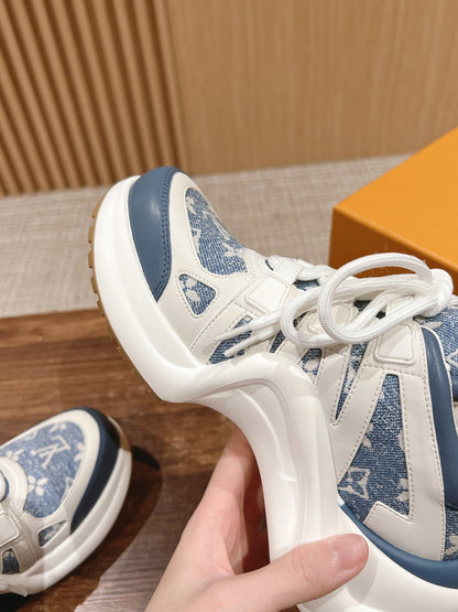 LV ARCHLIGHT SNEAKER IN WHITE MIX AEGEAN BLUE CALFSKIN AND MONOGRAM DENIM
