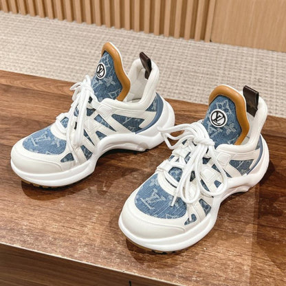 LV ARCHLIGHT SNEAKER IN WHITE CALFSKIN AND LIGHT BLUE MONOGRAM DENIM