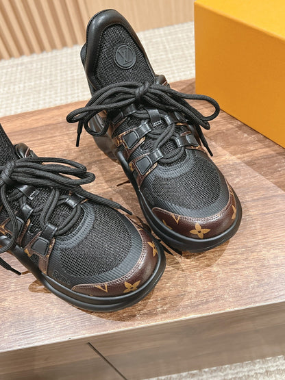 LV ARCHLIGHT SNEAKER IN BLACK CANVAS AND CHOCOLATE BROWN MONOGRAM CALFSKIN