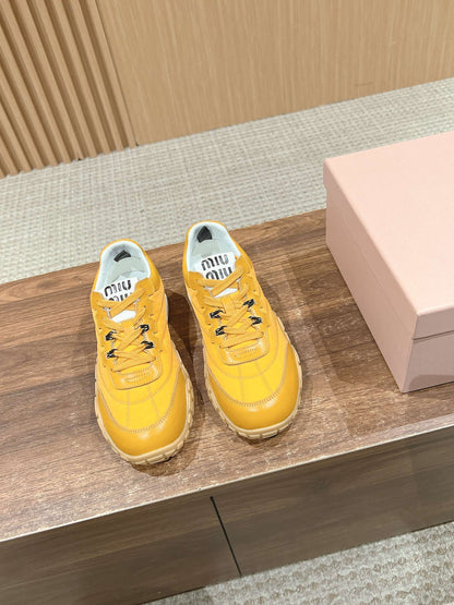RUNNING SNEAKERS IN YELLOW LAMBSKIN AND FABRIC ANTI-SLIP RUBBER SOLE