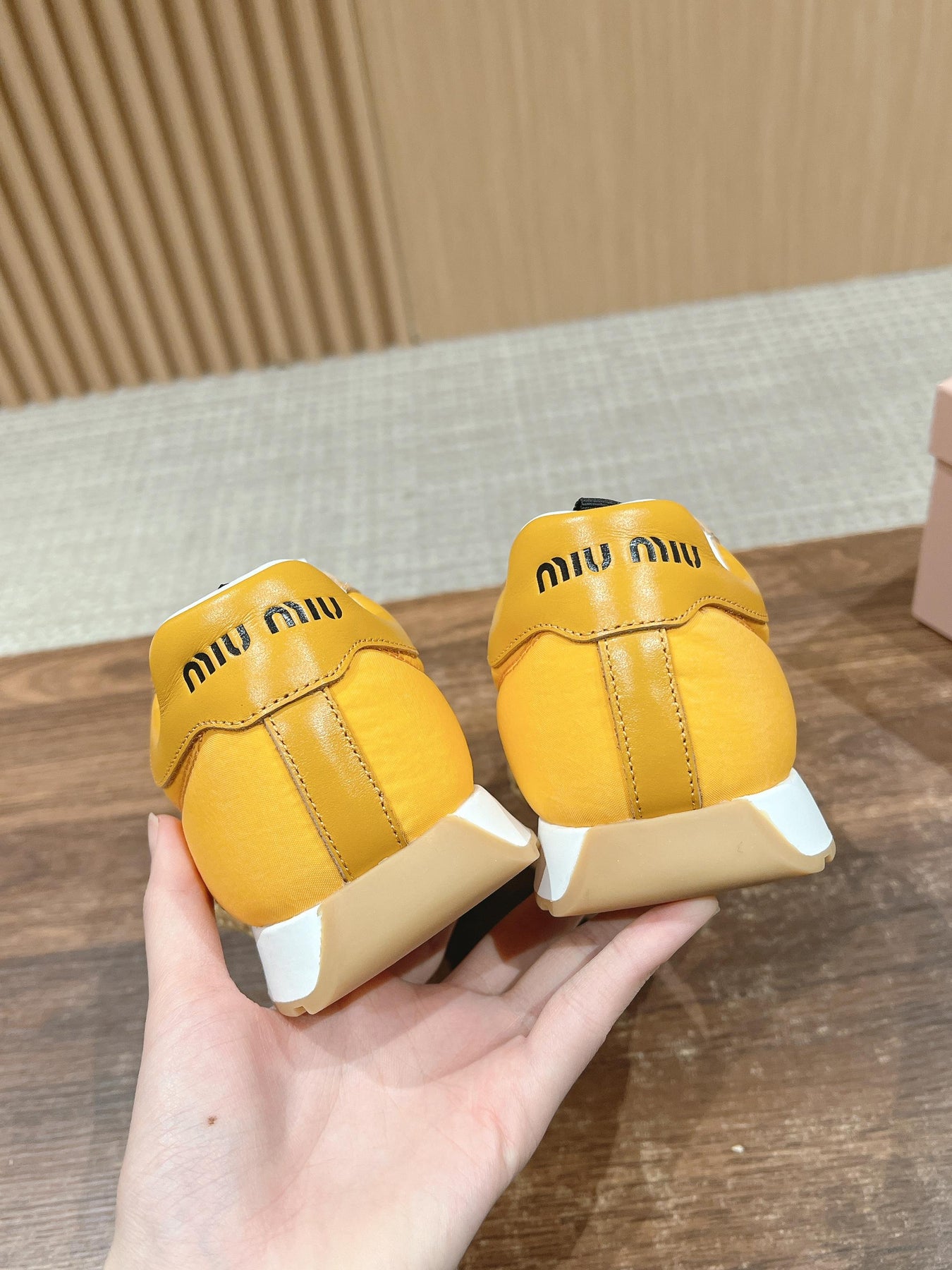 RUNNING SNEAKERS IN YELLOW LAMBSKIN AND FABRIC ANTI-SLIP RUBBER SOLE