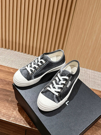 CONVERSE SNEAKER IN CHARCOAL BLACK VELVET