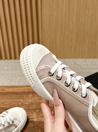 CONVERSE SNEAKER IN KHAKI BROWN VELVET