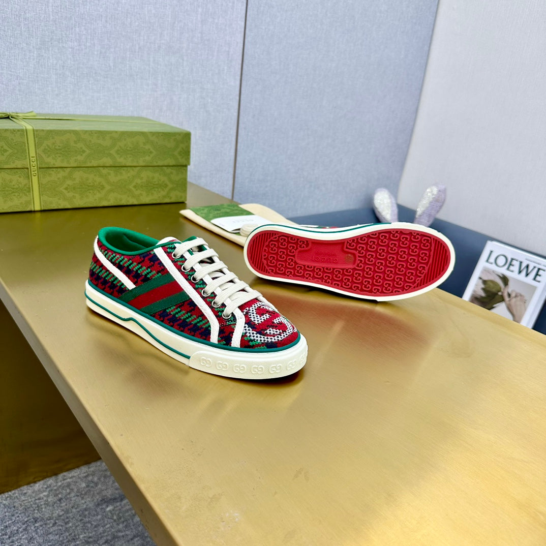 GG TENNIS 1977 TRAINER RED AND DARK GREEN CANVAS