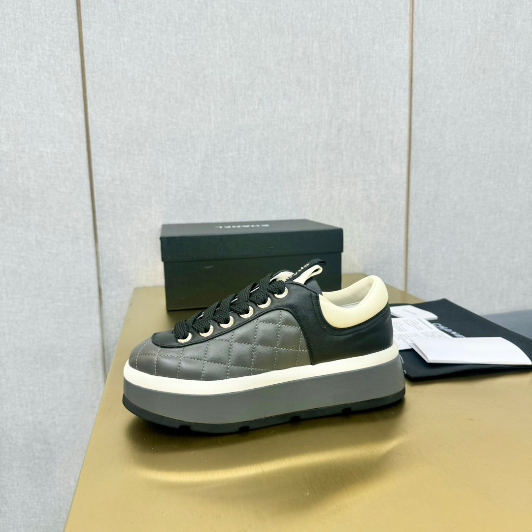 PLATFORM SHOES IN BLACK LAMBSKIN