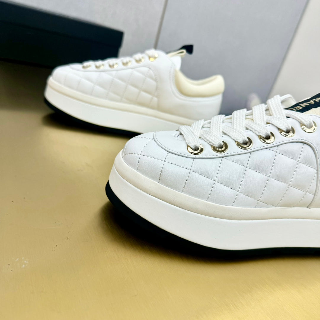 PLATFORM SHOES IN WHITE LAMBSKIN