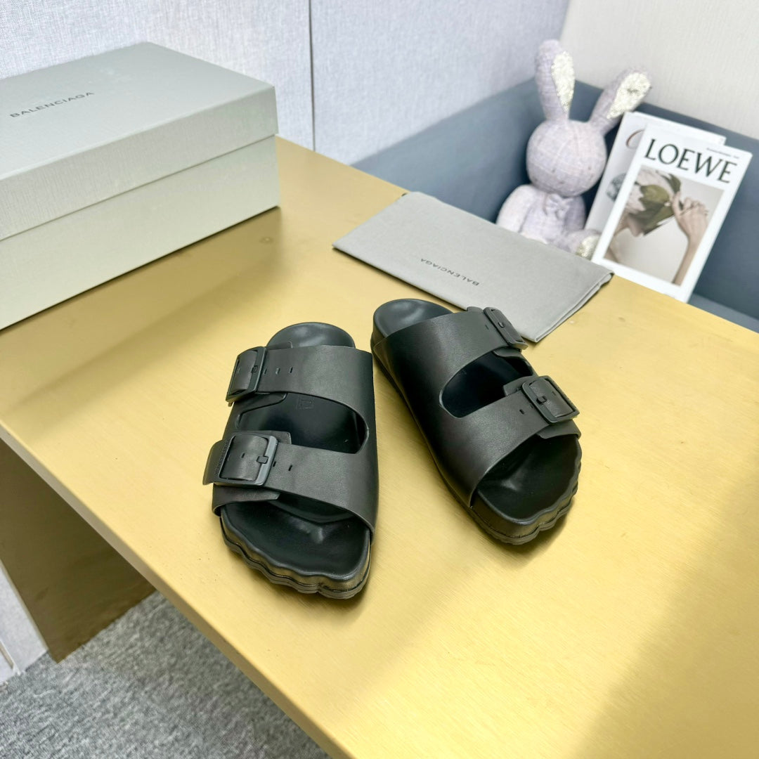 BIRKENSTOCK SLIPPERS IN BLACK CALFSKIN