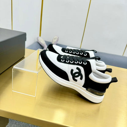 CLASSIC TRAINER IN BLACK MIX WHITE MERCERIZED VELVET