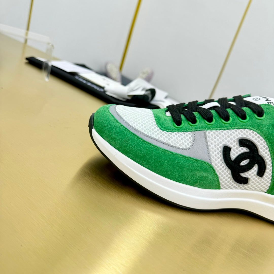 CLASSIC TRAINER IN GREEN MIX WHITE MERCERIZED VELVET
