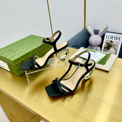 MEDIUM-HEEL SANDAL IN BLACK CALFSKIN GOLD HARDWARE WITH RHINSTONES