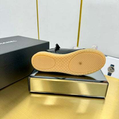 CC SNEAKER IN BLACK CALFSKIN AND SUEDE