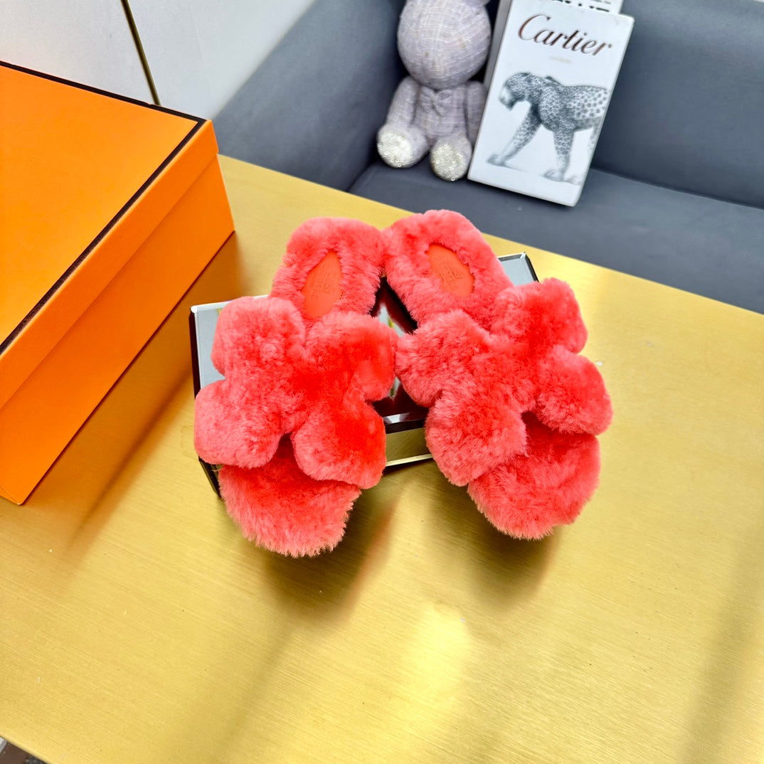 0RAN SHEARLING SANDALS RED PINK