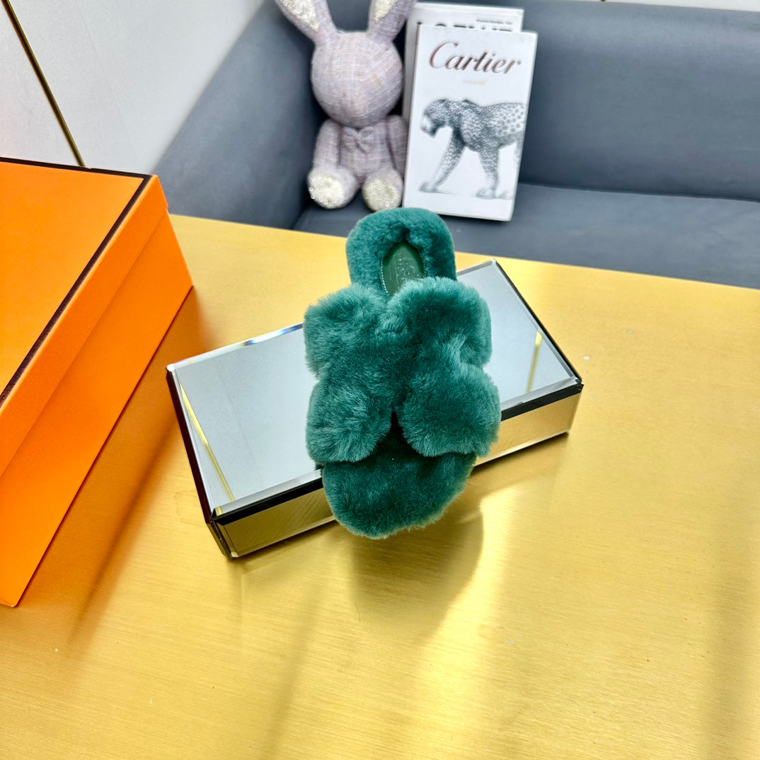 0RAN SHEARLING SANDALS TEAL GREEN