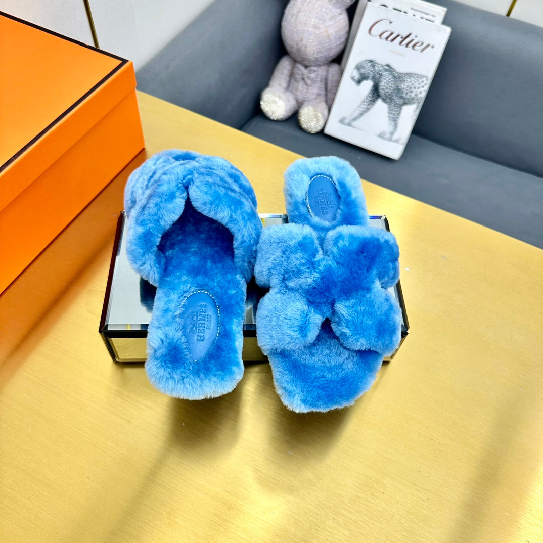 0RAN SHEARLING SANDALS OCEAN BLUE