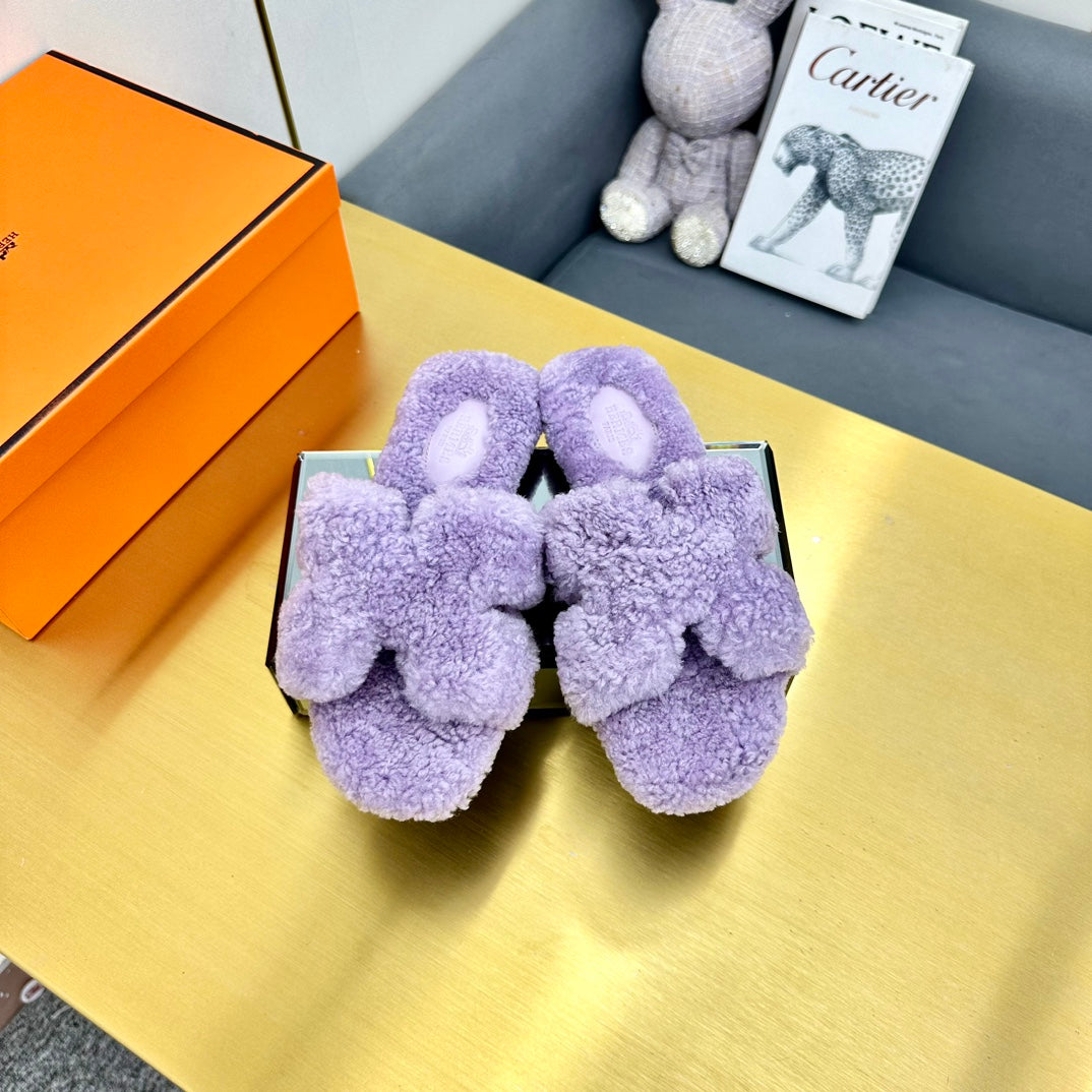 0RAN SHEARLING SANDALS PERIWINKLE PURPLE