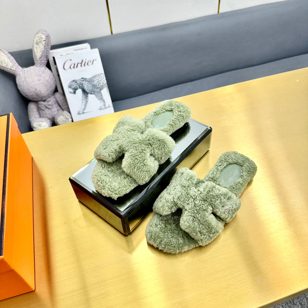 0RAN SHEARLING SANDALS JADE GREEN