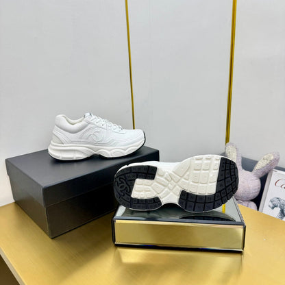 DAD SNEAKER IN WHITE SUEDE AND BREATHABLE MESH