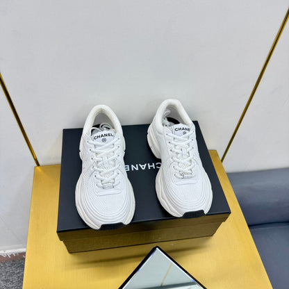 DAD SNEAKER IN WHITE SUEDE AND BREATHABLE MESH