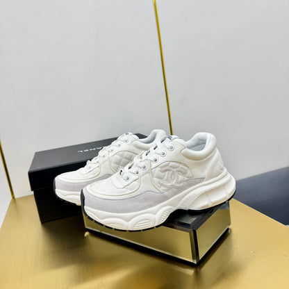 DAD SNEAKER IN WHITE LAMBSKIN AND SUEDE