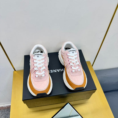 DAD SNEAKER IN LIGHT PINK LAMBSKIN AND GINGER ORANGE SUEDE
