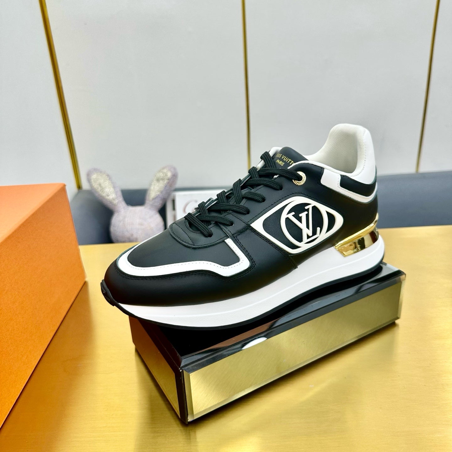 NEO RUN AWAY SNEAKER IN BLACK MIX WHITE CALFSKIN