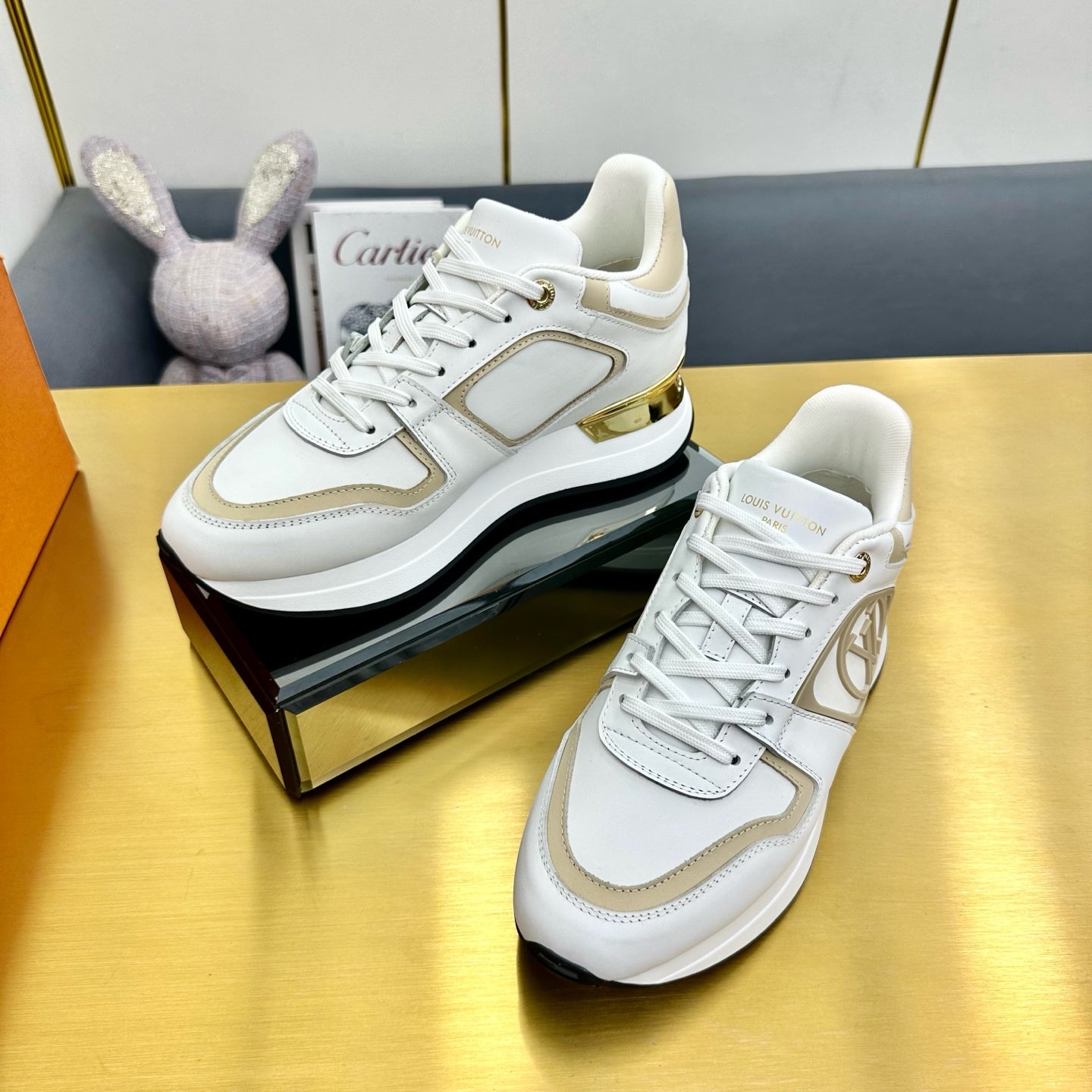 NEO RUN AWAY SNEAKER IN WHITE MIX GOLD CALFSKIN