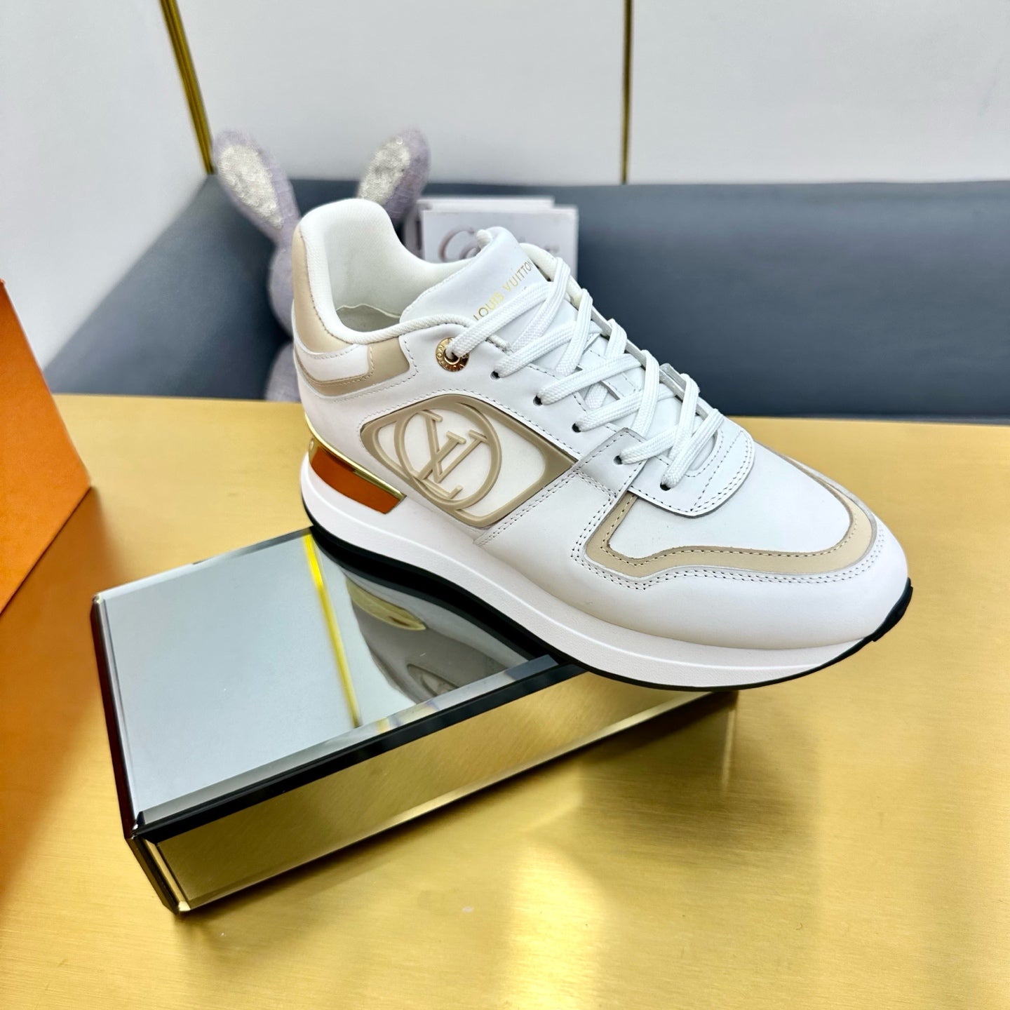 NEO RUN AWAY SNEAKER IN WHITE MIX GOLD CALFSKIN