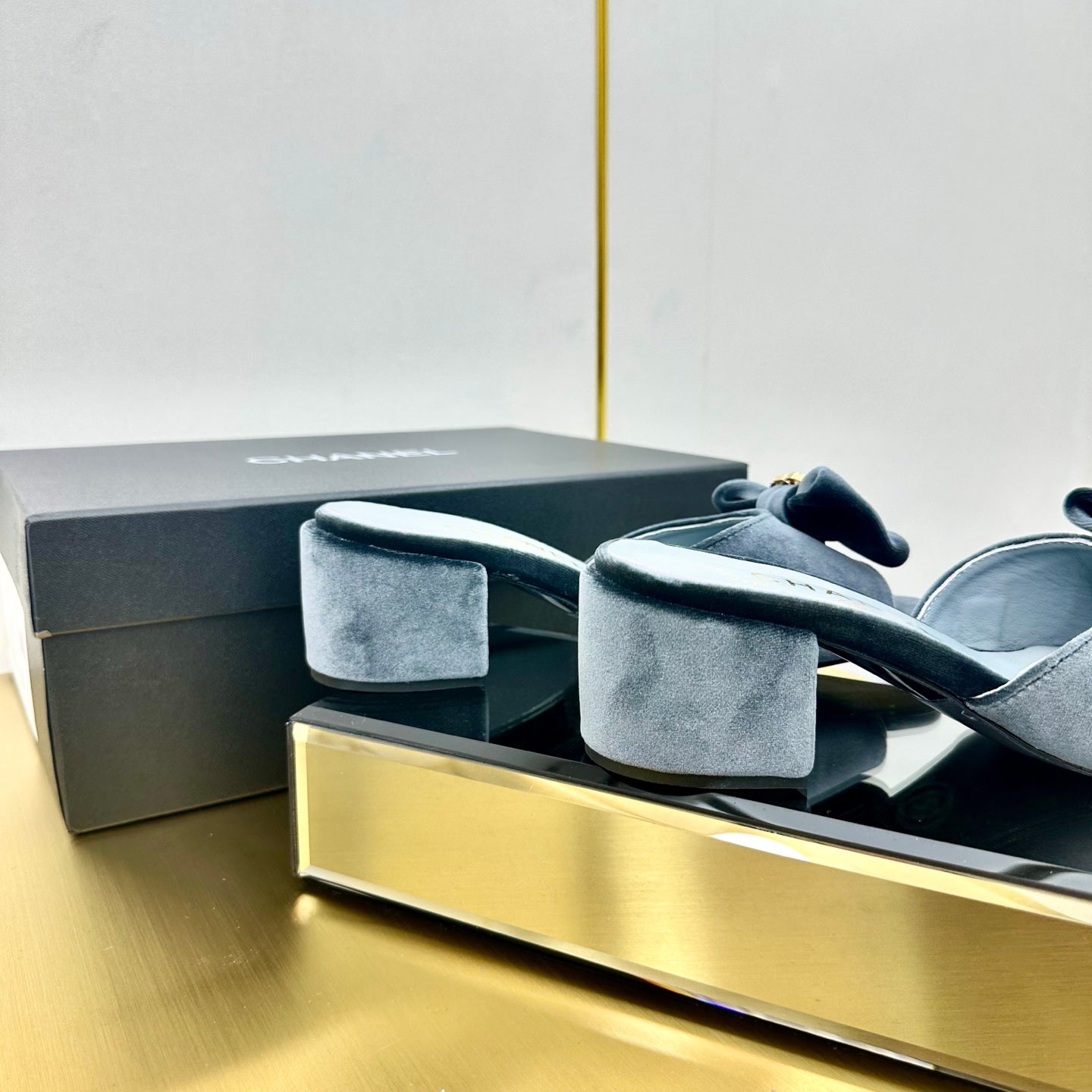 BOWKNOT RHINESTONES MID HEEL MULE IN STONE BLUE VELVET