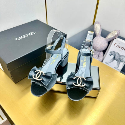 BOWKNOT RHINESTONES MID HEEL SANDAL IN STONE BLUE VELVET