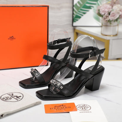 IVRESSE 65 SANDAL BLACK CALFSKIN