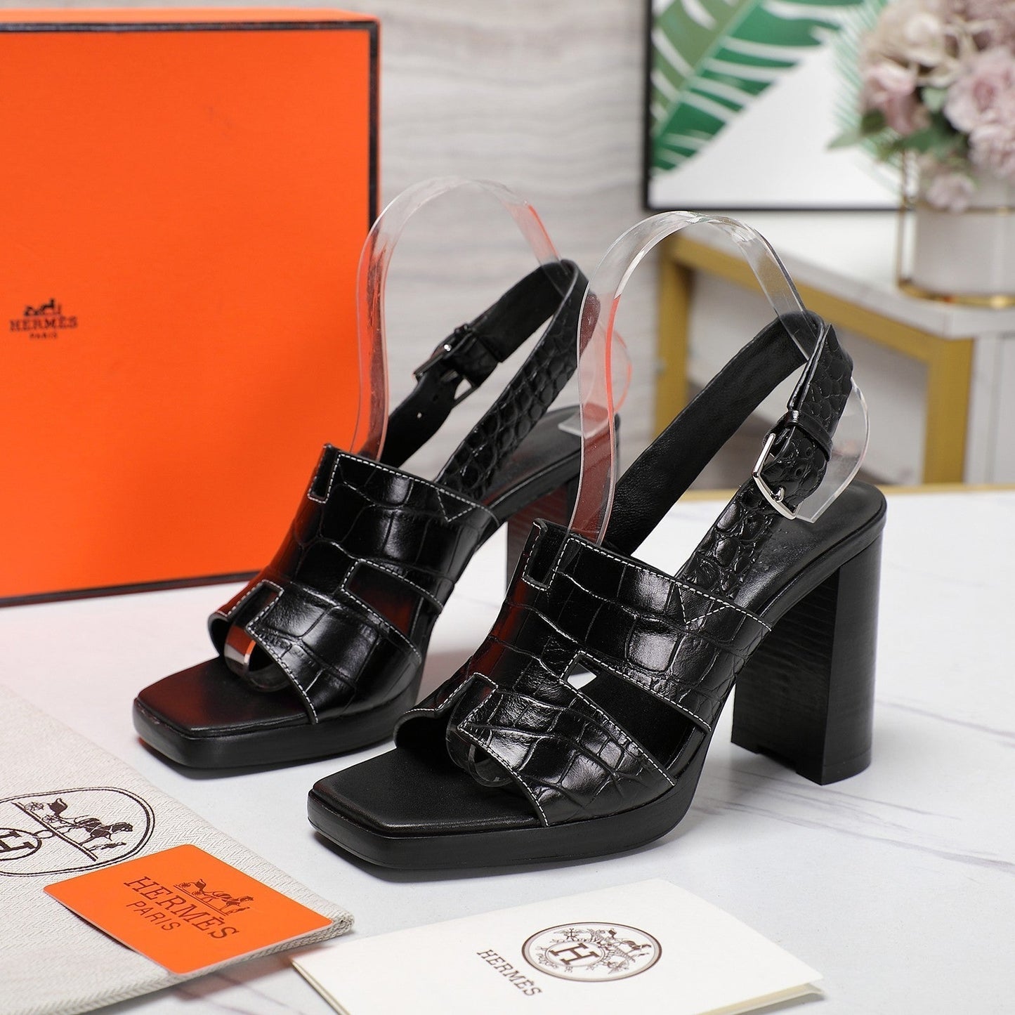 ERIS 95 SANDAL BLACK CALFSKIN PATTERNED