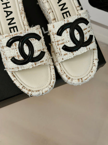 CLASSIC SLIPPERS THICK SOLE IN WHITE MIX BROWN TWEED