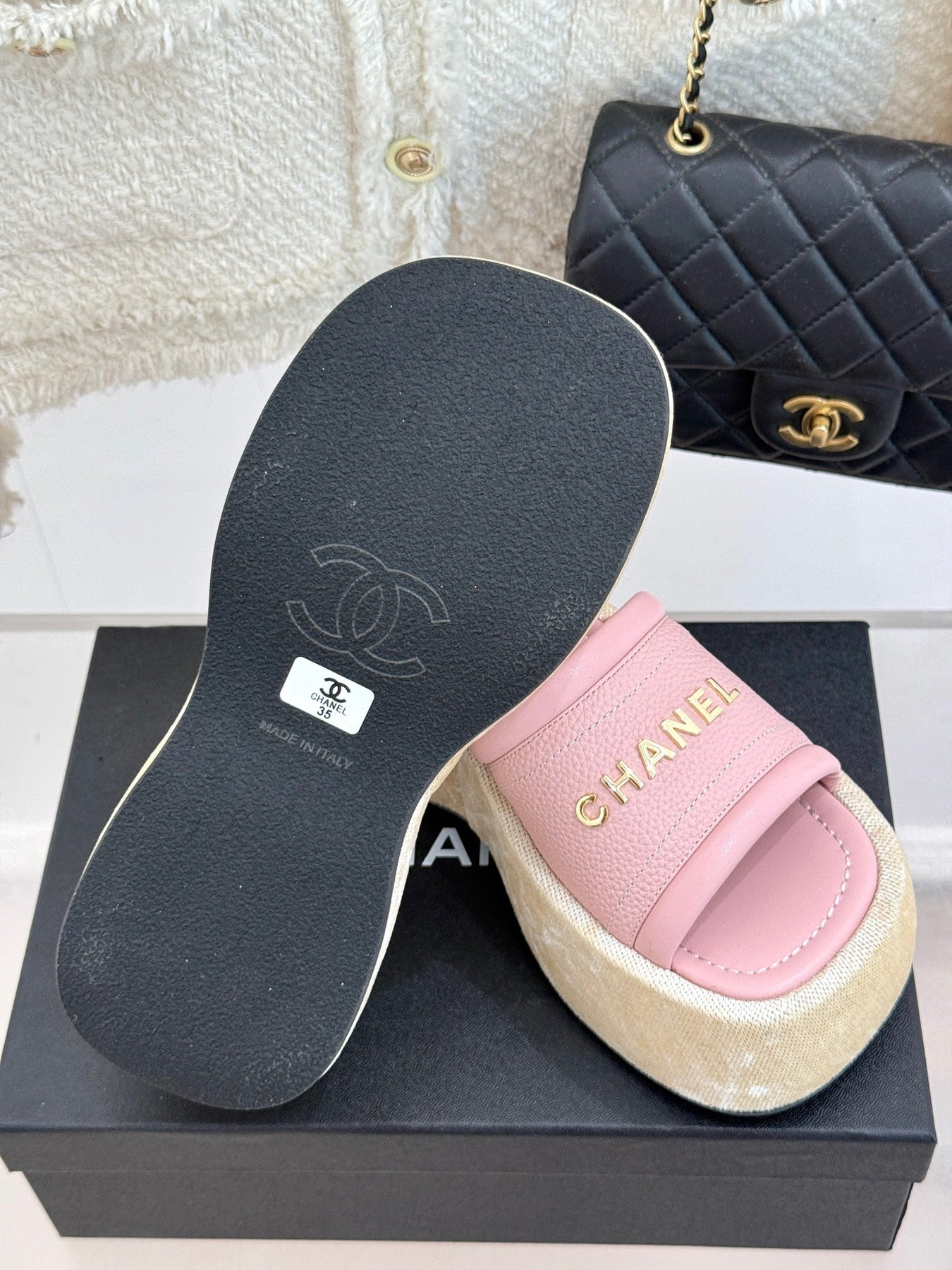PLATFORM SLIPPERS IN BABY PINK LAMBSKIN
