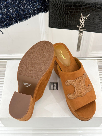 ELENA MULE IN PEANUT BROWN VELVET