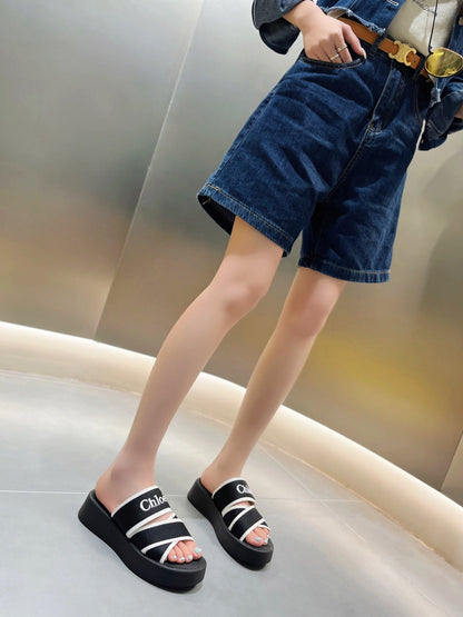 PLATFORM SANDALS IN BLACK MIX WHITE DENSITY KNIT