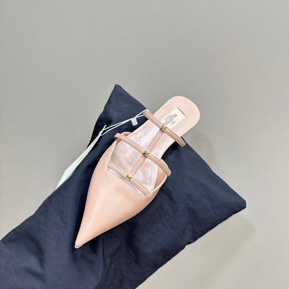 ROCKSTUD WISPY NUDE TAN CALFSKIN MULE 20MM