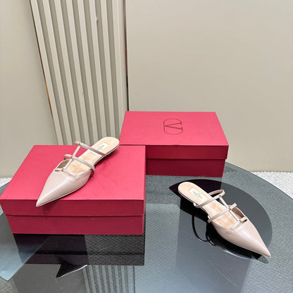 ROCKSTUD WISPY SOFT PINK CALFSKIN MULE 20MM