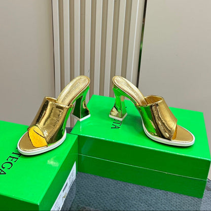 HIGH MULE 95 MM IN GOLD CALFSKIN