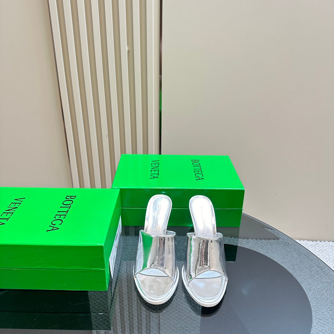 HIGH MULE 95 MM IN SILVER CALFSKIN