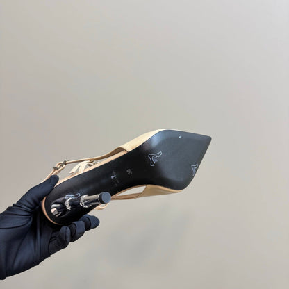 POINTED-TOE HIGH BAMBOO-EFFECT HEEL SLINGBACK IN BEIGE PATENT CALFSKIN