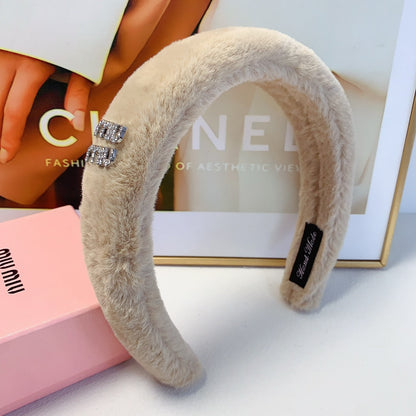 HEAD BAND IN BEIGE RABBIT FUR