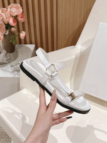 MAUD SANDAL WITH TRIOMPHE IN WHITE CALFSKIN