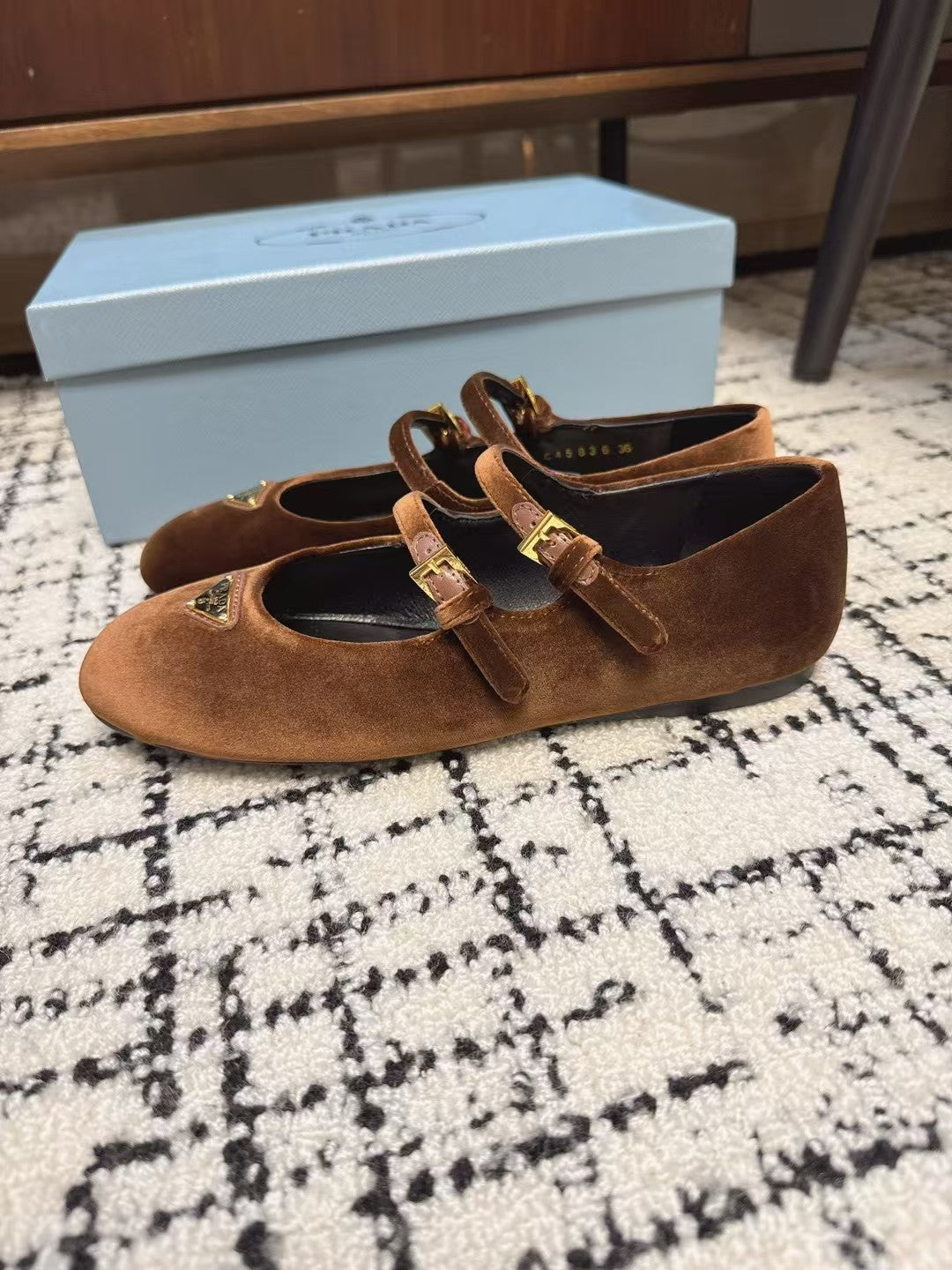 MARY JANE FLAT WITH TRIANGLE LOGO IN RUSSET BROWN VELVET