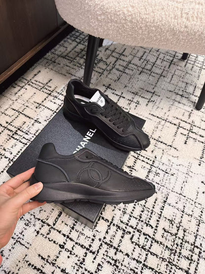 CLASSIC SNEAKERS IN BLACK SHEEPSKIN