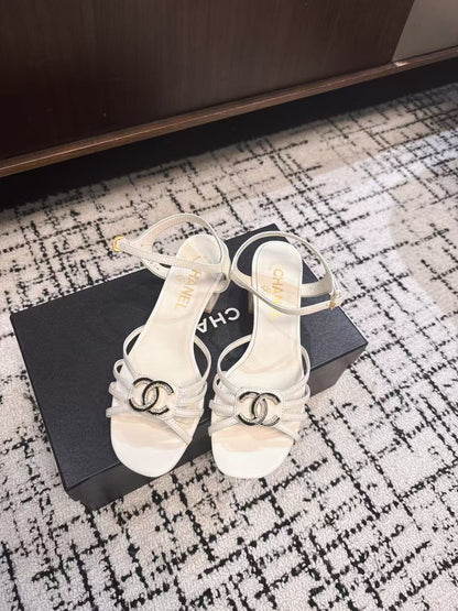 MID HEEL SANDALS IN WHITE LAMBSKIN