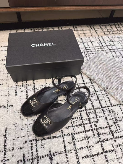 FLAT SLINGBACKS IN BLACK CALFSKIN