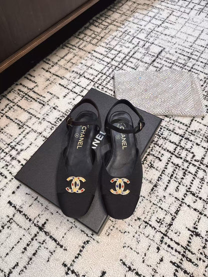 FLAT SLINGBACKS IN BLACK FABRIC