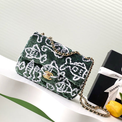 FLAP BAG 21 IN BASIL GREEN MIX WHITE SHINY SEQUINS GOLD HARDWARE